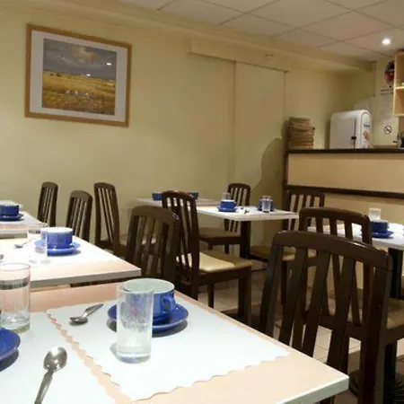 Neptune Place D'italie 2*