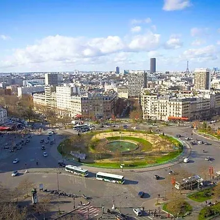 Neptune Place D'italie Отель