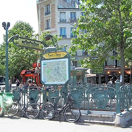 Neptune Place D'italie