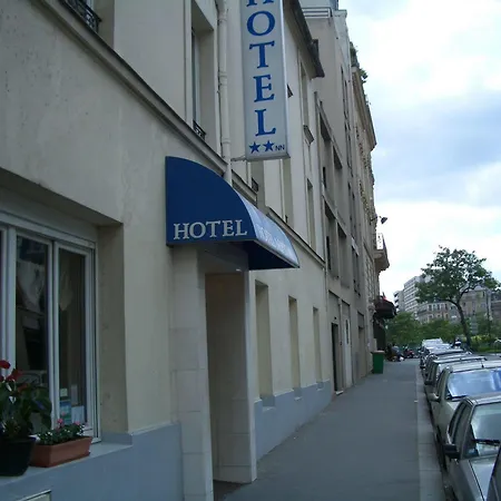 Neptune Place D'italie Отель 2*