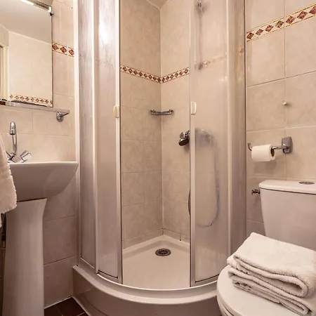 Neptune Place D'italie Hotell 2*