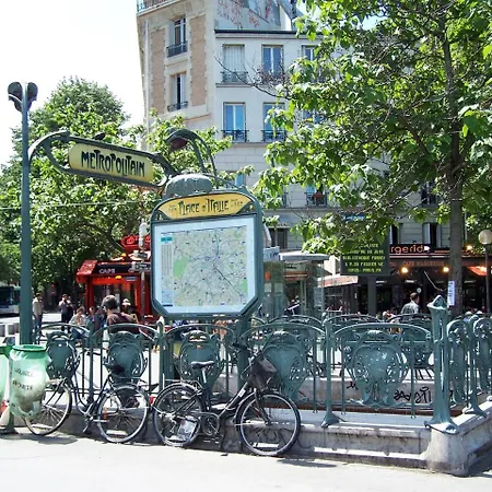 Neptune Place D'italie 酒店 2*