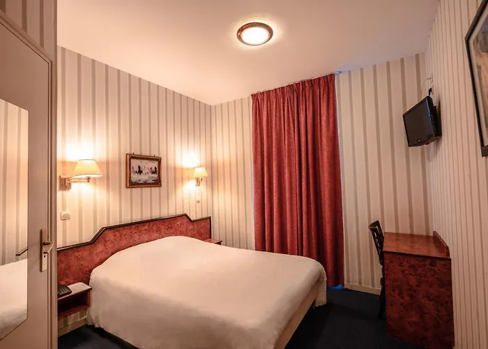 Neptune Place D'italie Hotel